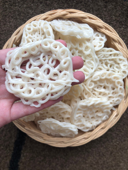 300g Kerupuk, White Savoury Crackers